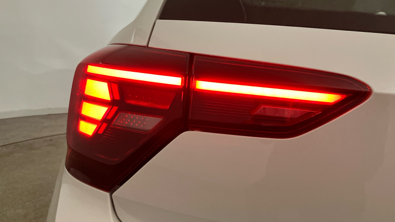 Volkswagen Polo 1.0 Life 5dr Petrol Hatchback